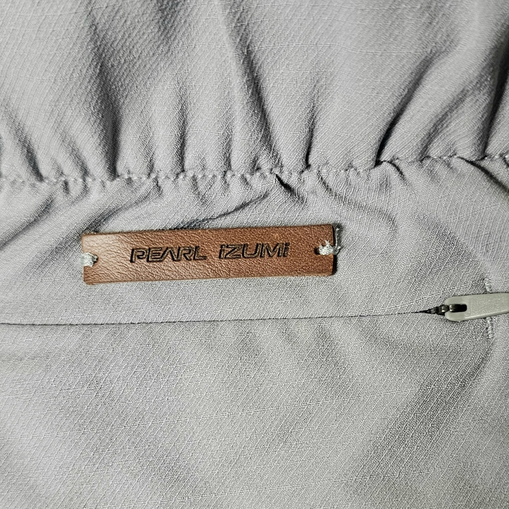 Women's Pearl Izumi Gray Scape Casual Athletic Shorts - Picture 6 of 8